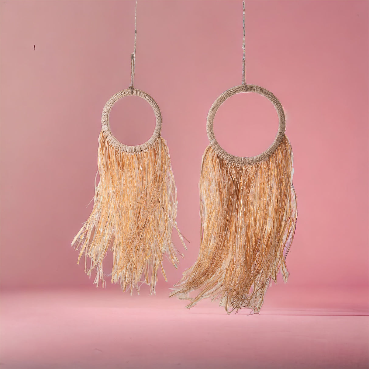 Set di 2 Cerchi con Rafia da Appendere • 88 cm