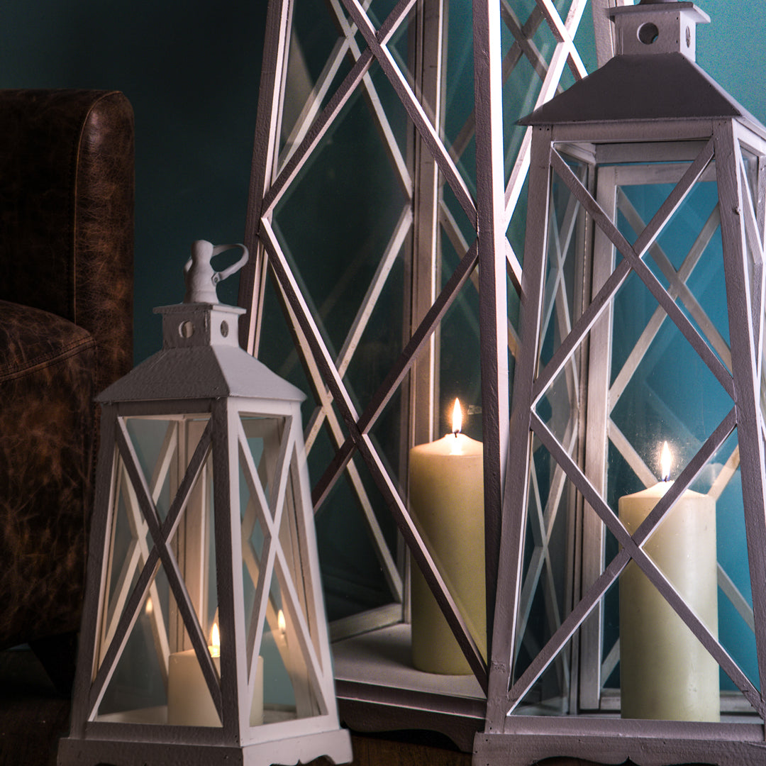 Set e 3 lanterne in legno • 112 cm