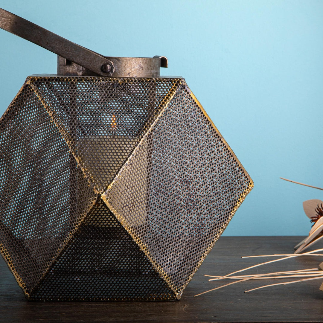 Lanterna in metallo con manico • 30 cm