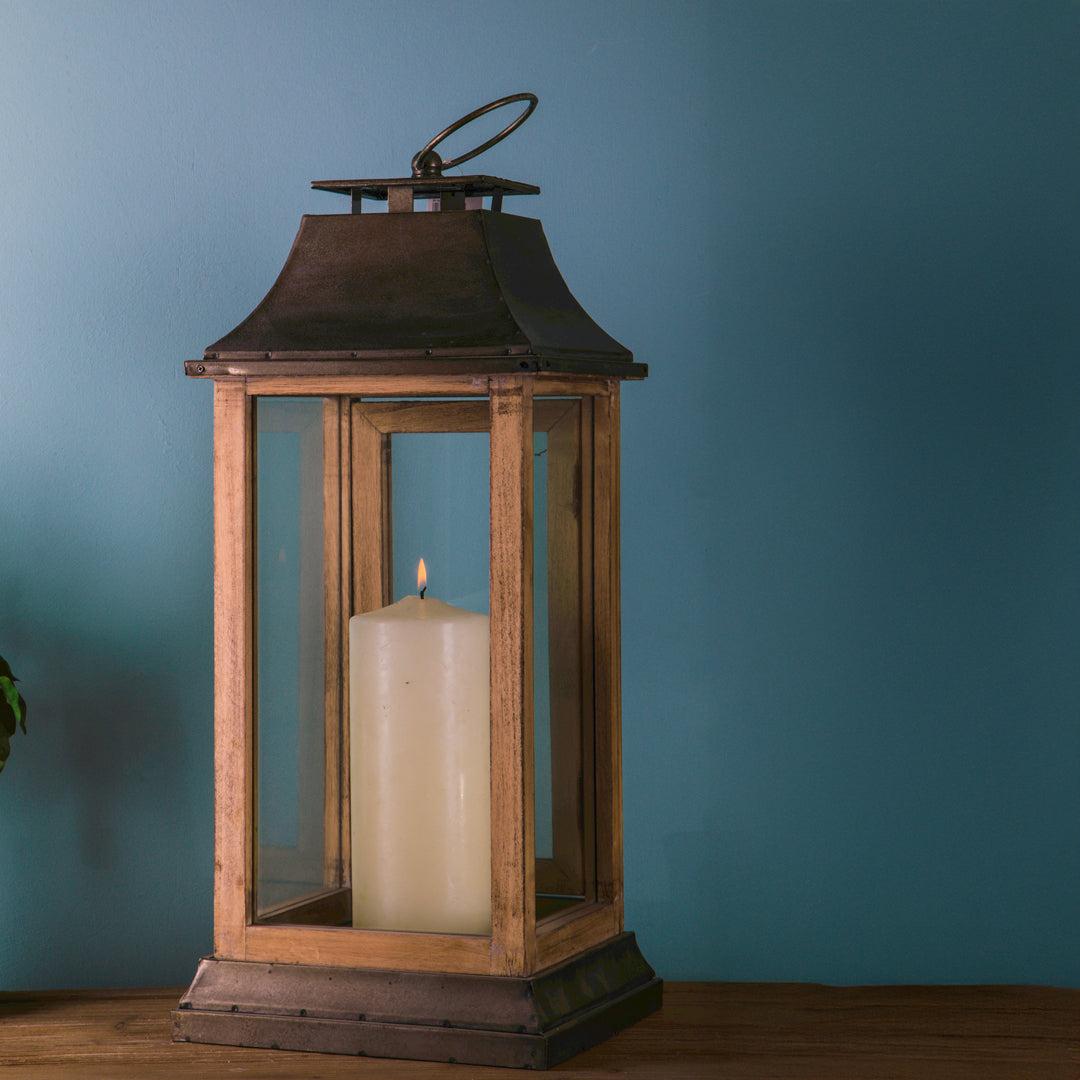 Lanterna in metallo con manico • 68 cm
