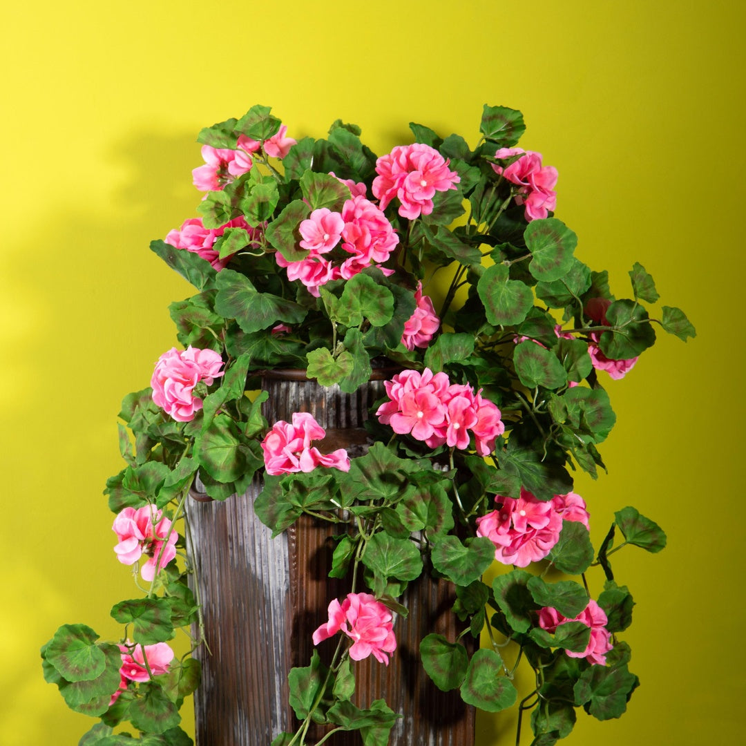 Cespuglio di fiori artificili di geranio pendente • 8,5 cm