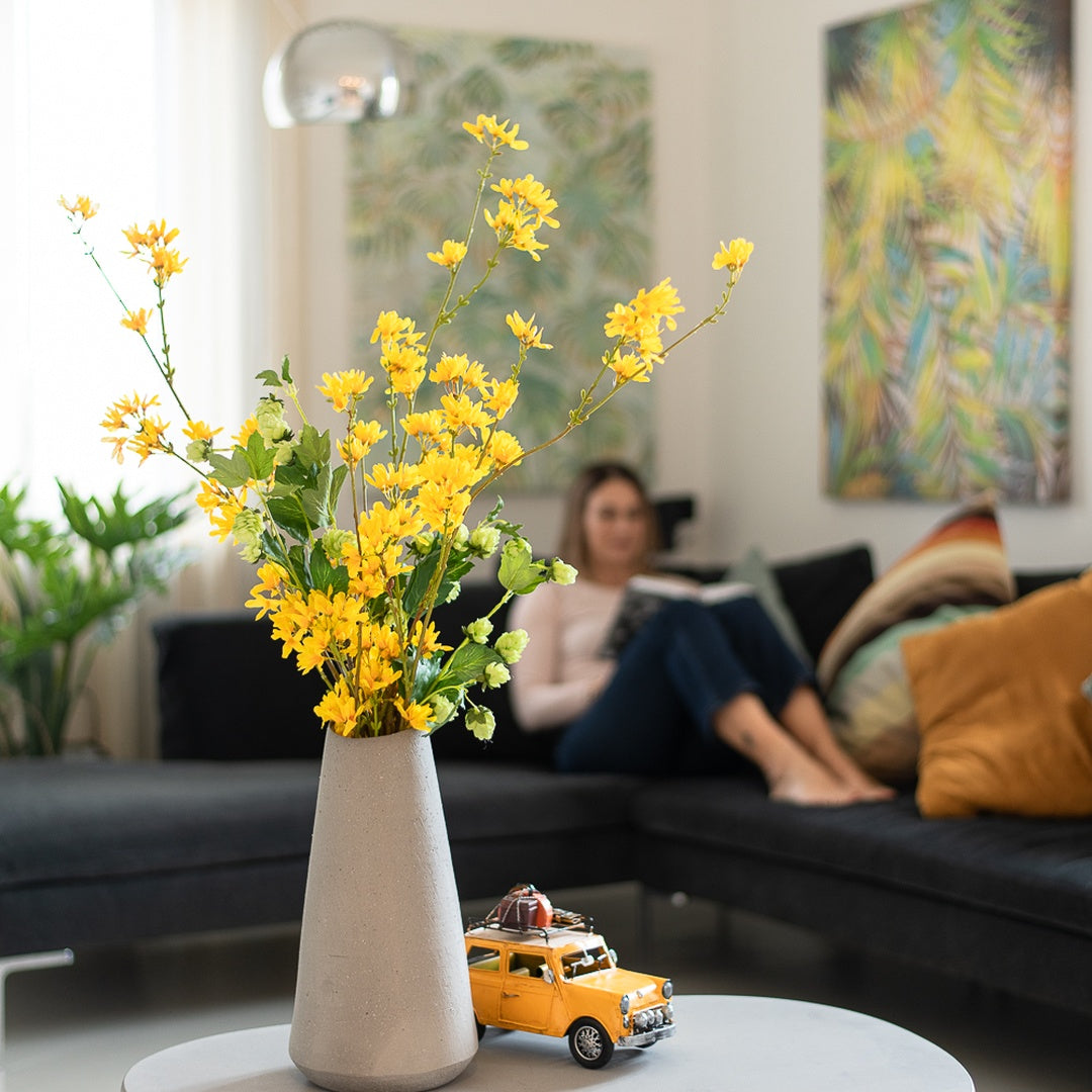 Tavolino con base cemento • 49 cm