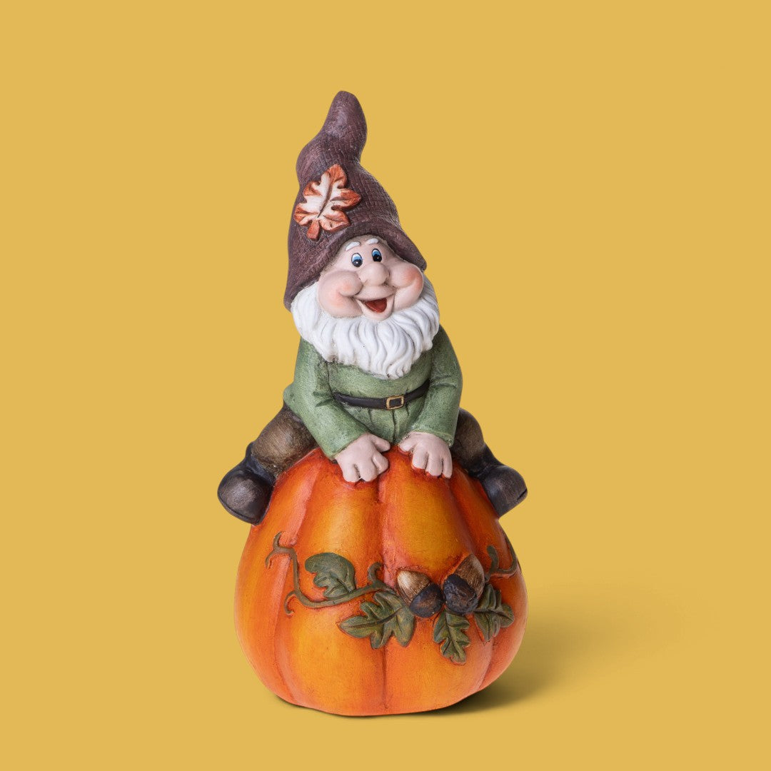 Elfo su zucca • H 30,3 cm