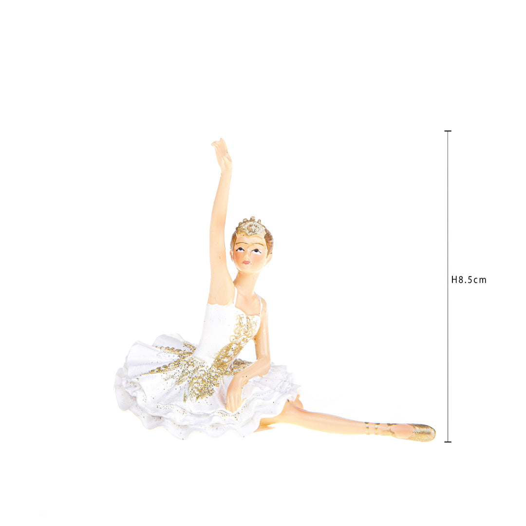Pezzi 3 • Ballerina seduta • H 8,5 cm