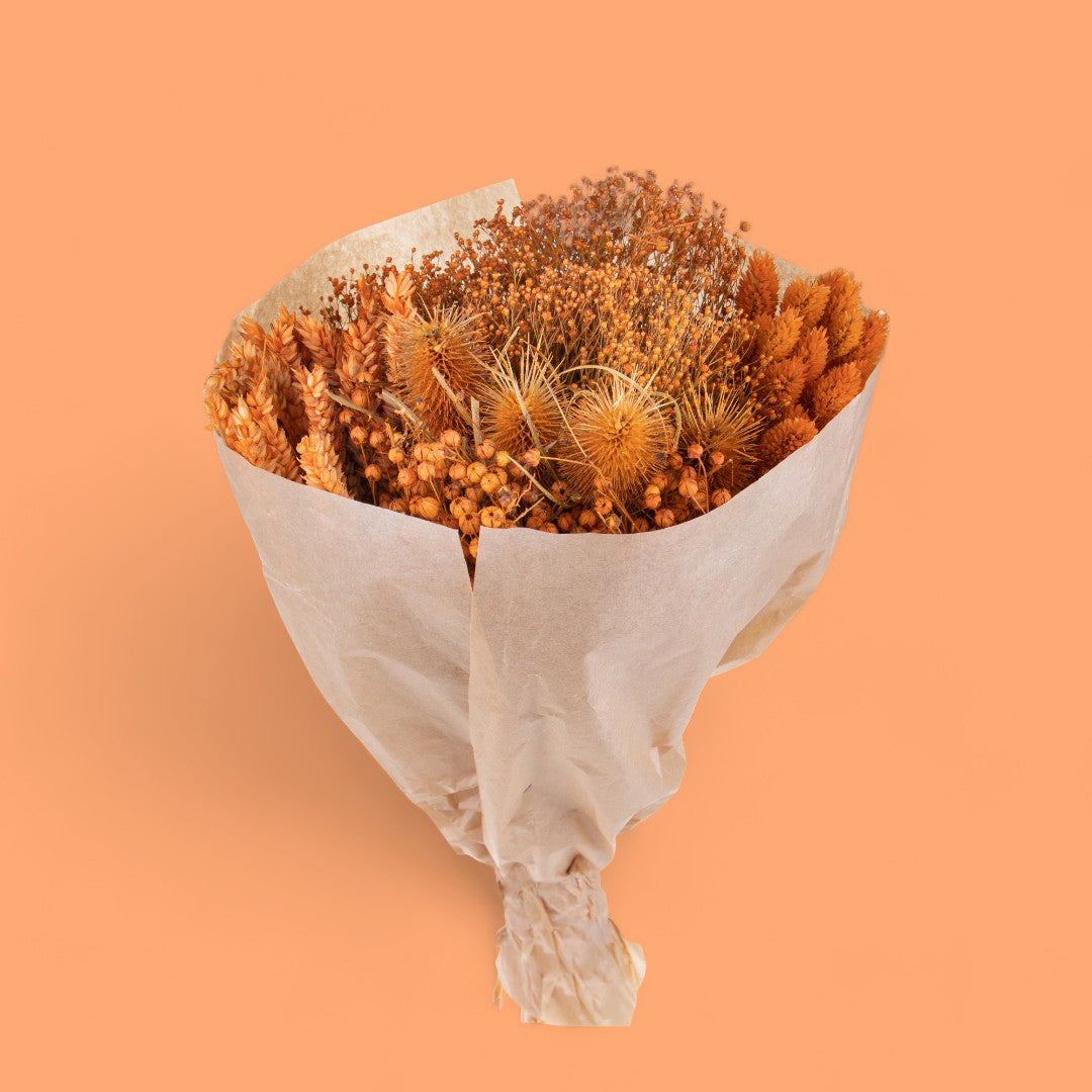 Mazzo di erbe assortite con carta • 30 cm