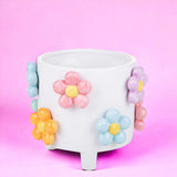 Vaso con fiori in rilievo • 17 cm