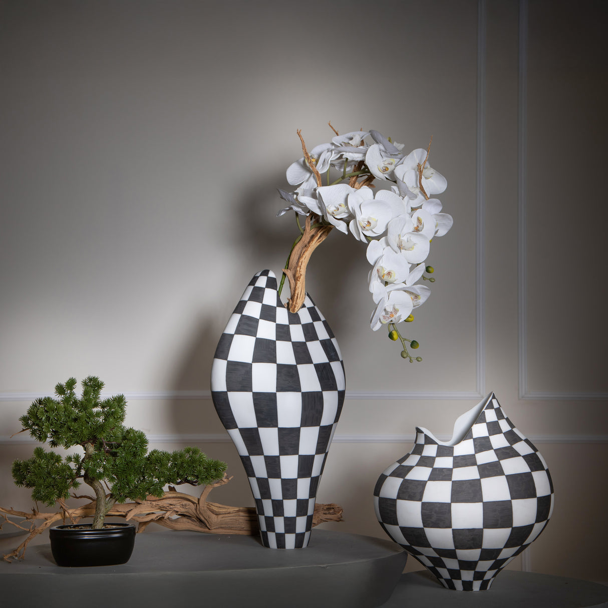 Vasi con scacchi • 54,5 cm