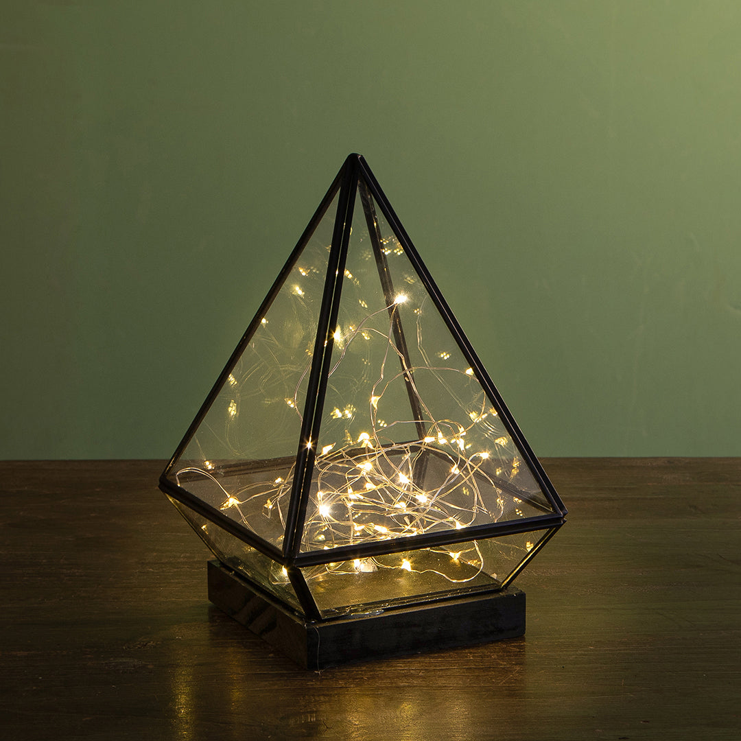 Piramide con 40 Led interno  • 20 cm