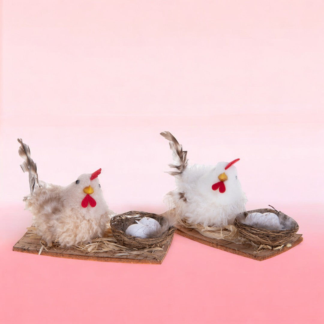Set 2 galline su base con uova • 8 cm