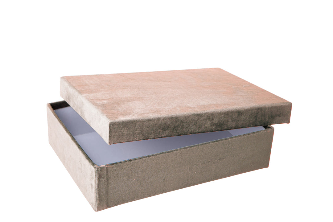 Scatola rettangolare in velluto • 7,5 cm