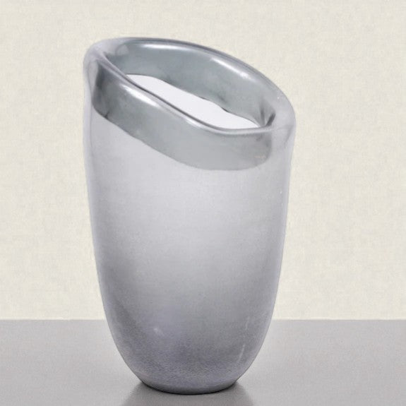 Vaso obliquo con bordo interno piccolo • 24,5 cm