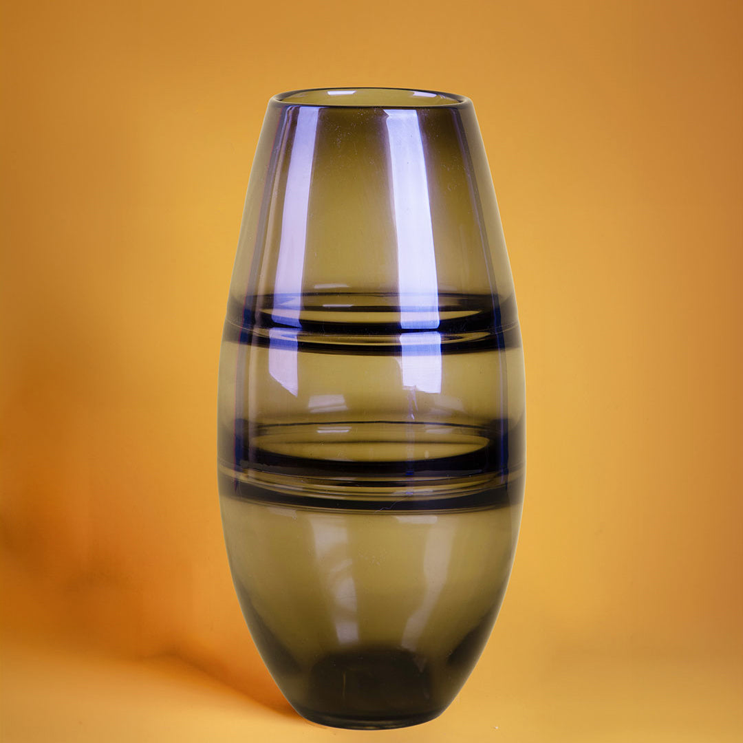Vaso decorato con linee • 33 cm