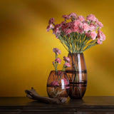 Vaso decorato con linee • 23 cm