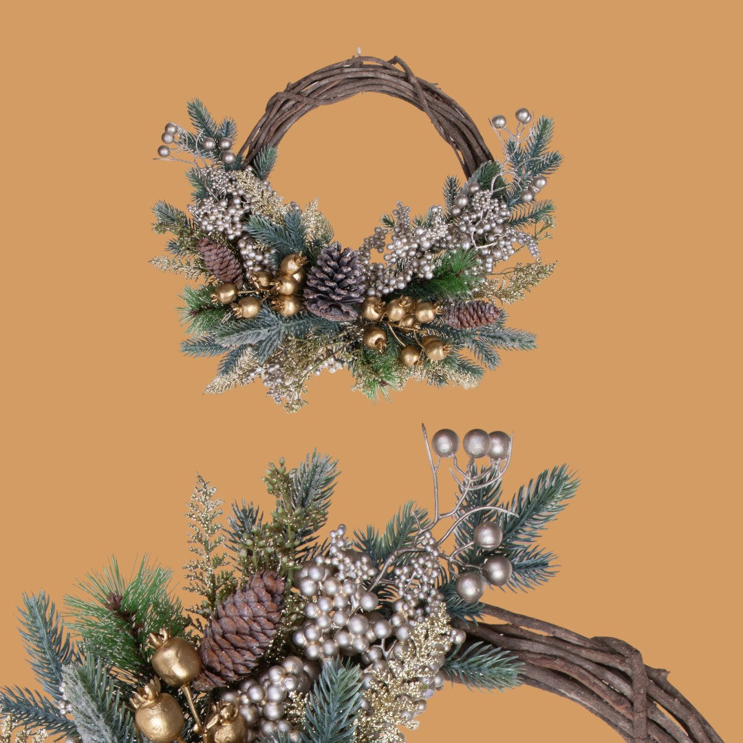 Corona dm willowAbete ilex e pigne • H 10 cm