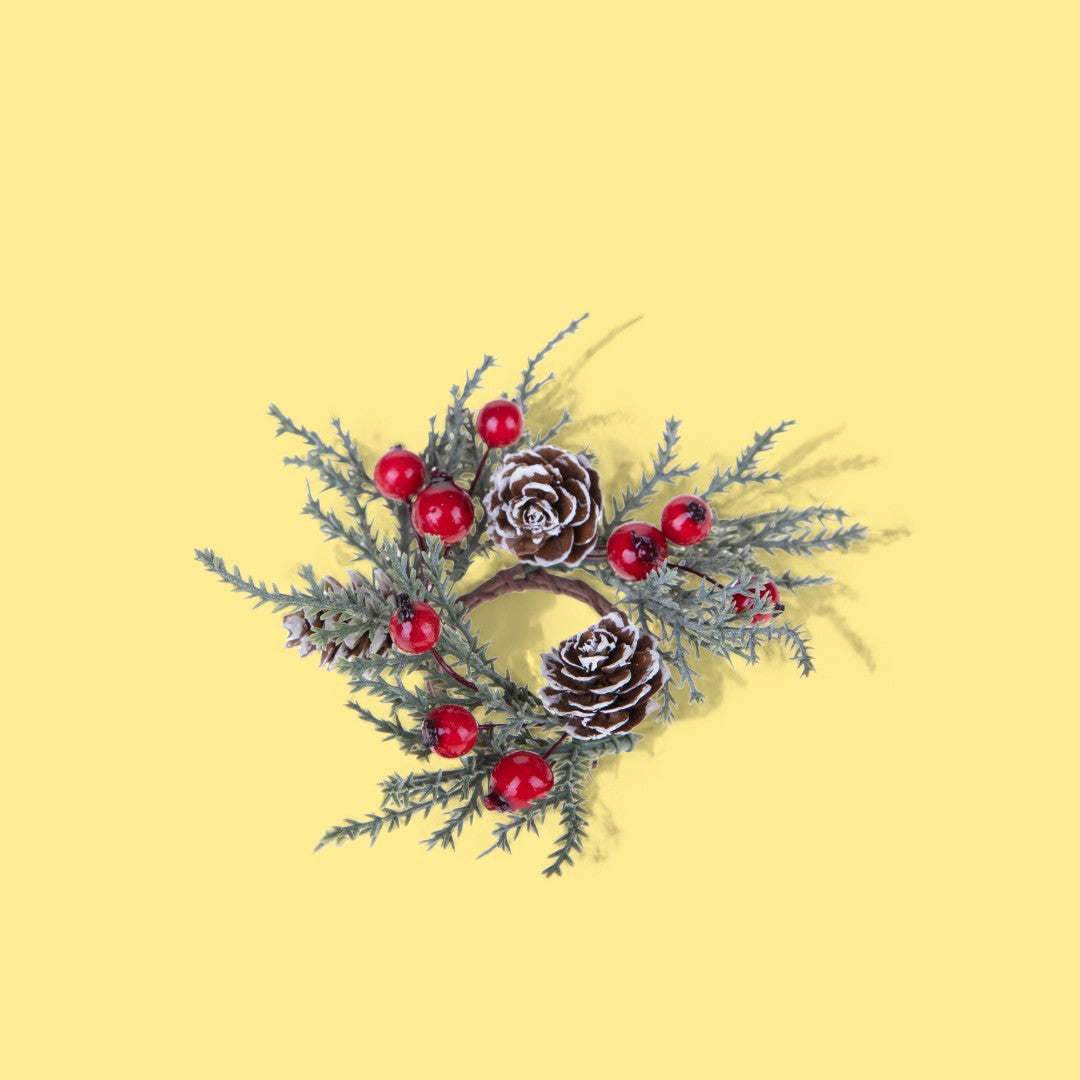 Pezzi 12 • Girocandela con pigne e bacche • H 1,8 cm