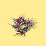 Pezzi 12 • Girocandela con pigne e bacche • H 1,8 cm